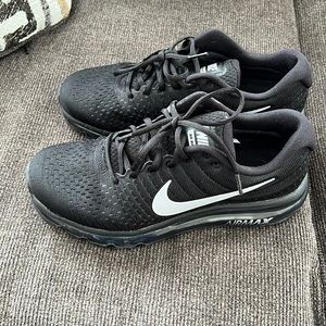 Nike Air Max 2017. Worn Once